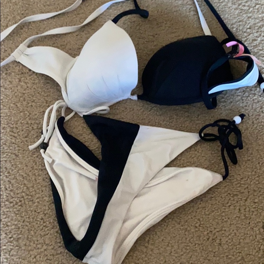 Victory used black white bikini
